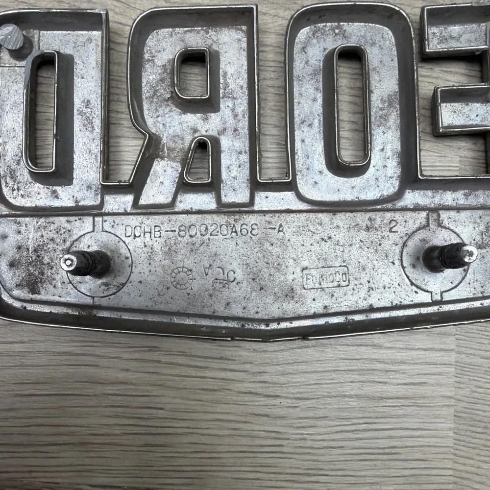 Vintage OEM Genuine Ford 800 Emblem DOHB-80020A68-A